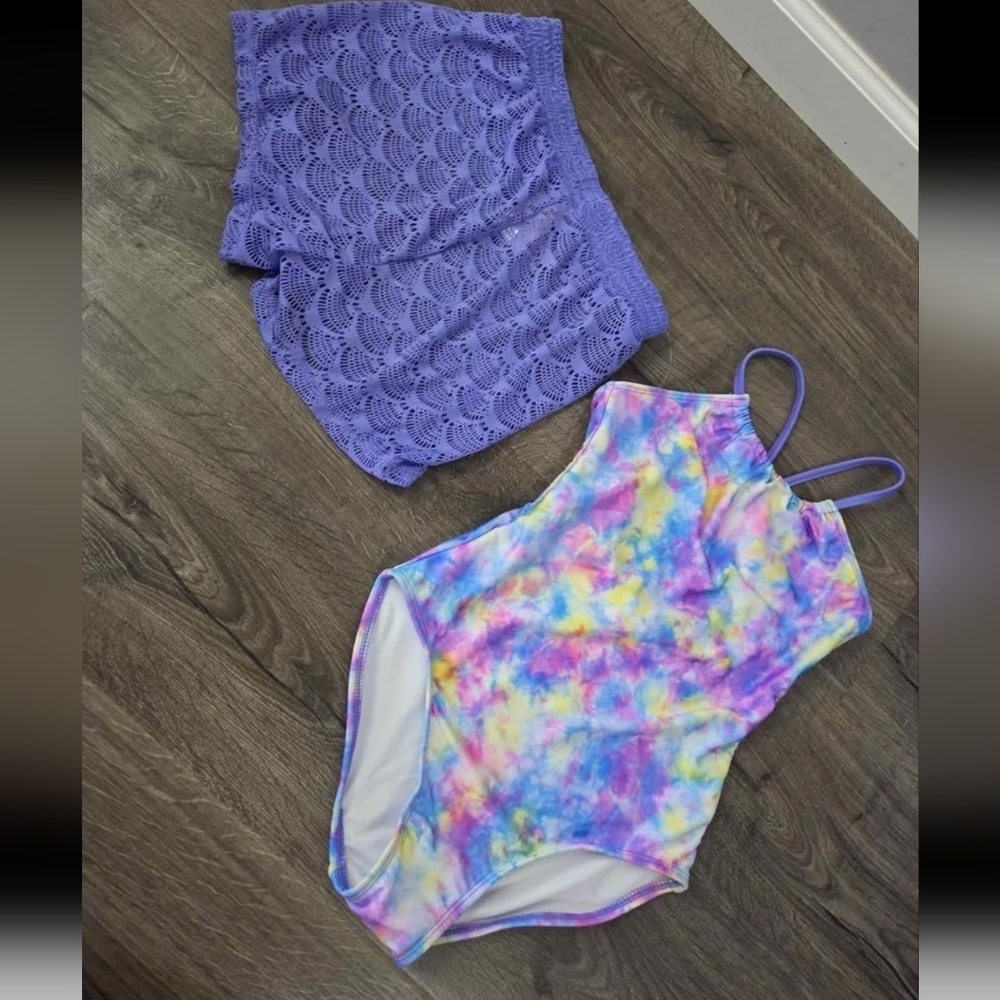 Girls multicolored swimsuit + shorts set size XL(14) NEW